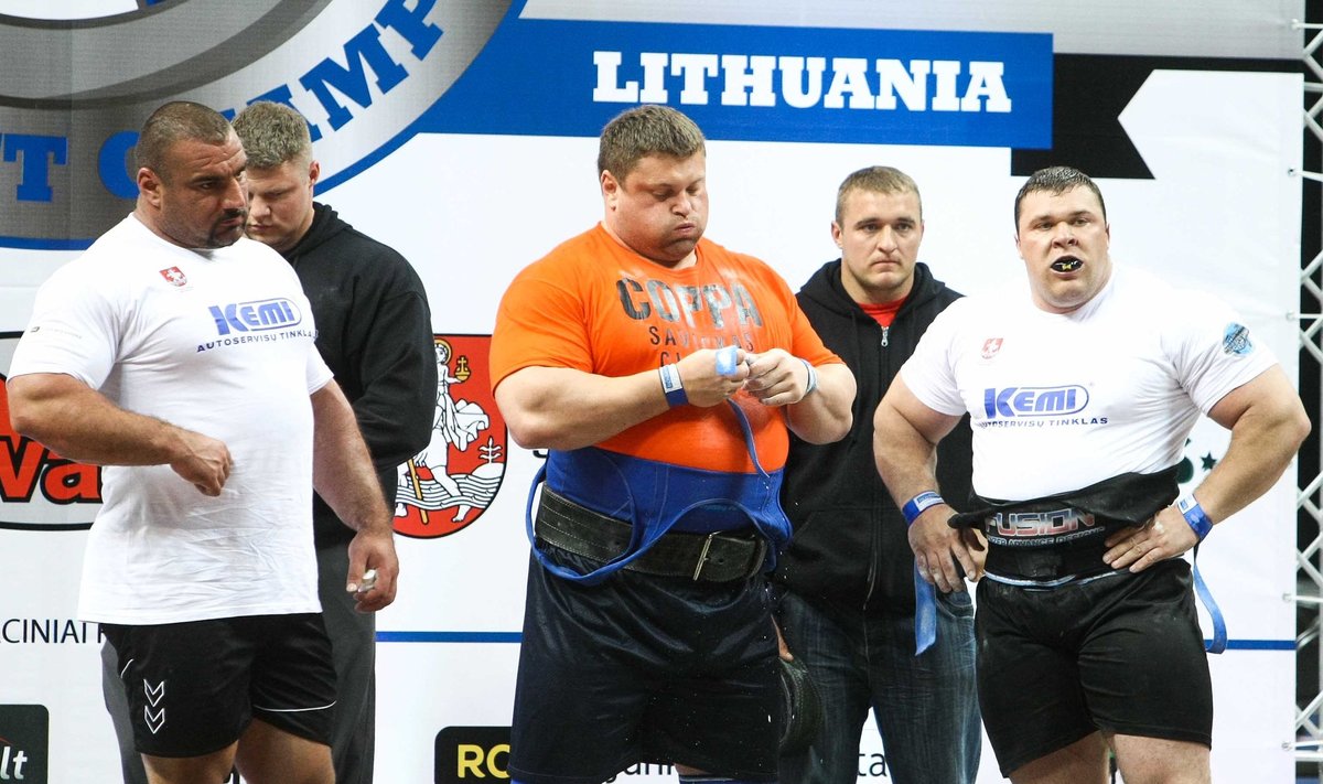 Žydrūnas Savickas (viduryje) ir Vytautas Lalas (dešinėje)