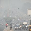 Indijos sostinėje bus uždarytos mokyklos dėl miestą dusinančio pavojingo smogo