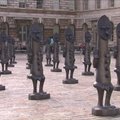Istoriniame Londono kieme išstatytos dvimetrinės Afrikos karių skulptūros