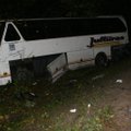 Šiaurės Latvijoje į avariją pateko estų autobusas, vežęs Ukrainos karius