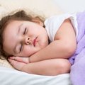 Nepelnytai pamirštas ritualas, padedantis vaikams užmigti: užteks vos 3 minučių