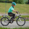 Specialistai pataria, kaip vaikus išmokyti važiuoti dviračiu: nuo ko pradėti ir kokių klaidų nedaryti?