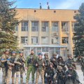 "Они начали кусать друг друга". Кого российские "патриоты" винят в сдаче Лимана украинским военным