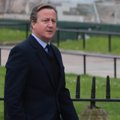 Cameronas ragina NATO nares didinti išlaidas gynybai