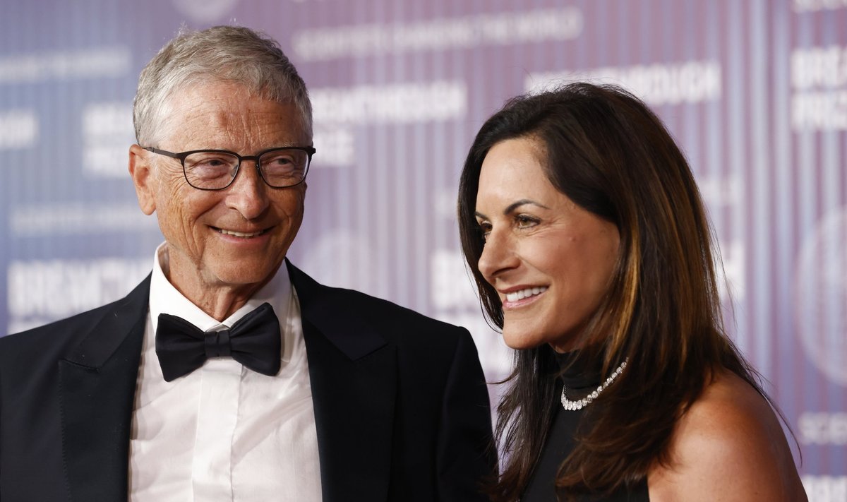 Billas Gatesas ir Paula Hurd