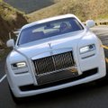 Pareigūnų verdiktas „Rolls-Royce“ vairuotojui: taisyklės – visiems vienodos