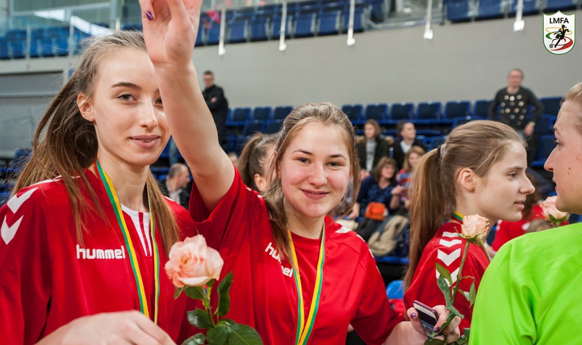 Panevėžietėms – Lietuvos moterų futsal čempionato auksas (LMFA nuotr.)