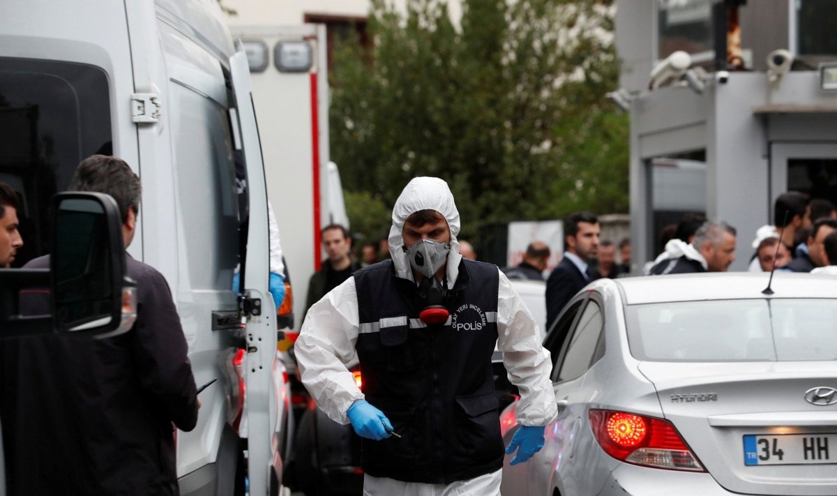 Turkijos pareigūnai tiria Jamalo Khashoggi nužudymo aplinkybes