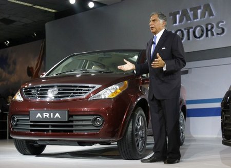 Ratanas Tata pristato „Aria“ modelį