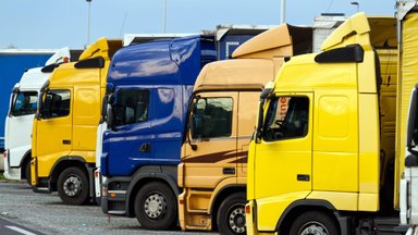 Europa siekia atsikratyti dyzeliniais sunkvežimiais: alternatyvos – brangios ir sunkiai įgyvendinamos