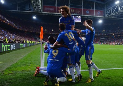 „Chelsea“ futbolininkai džiaugiasi įvarčiu