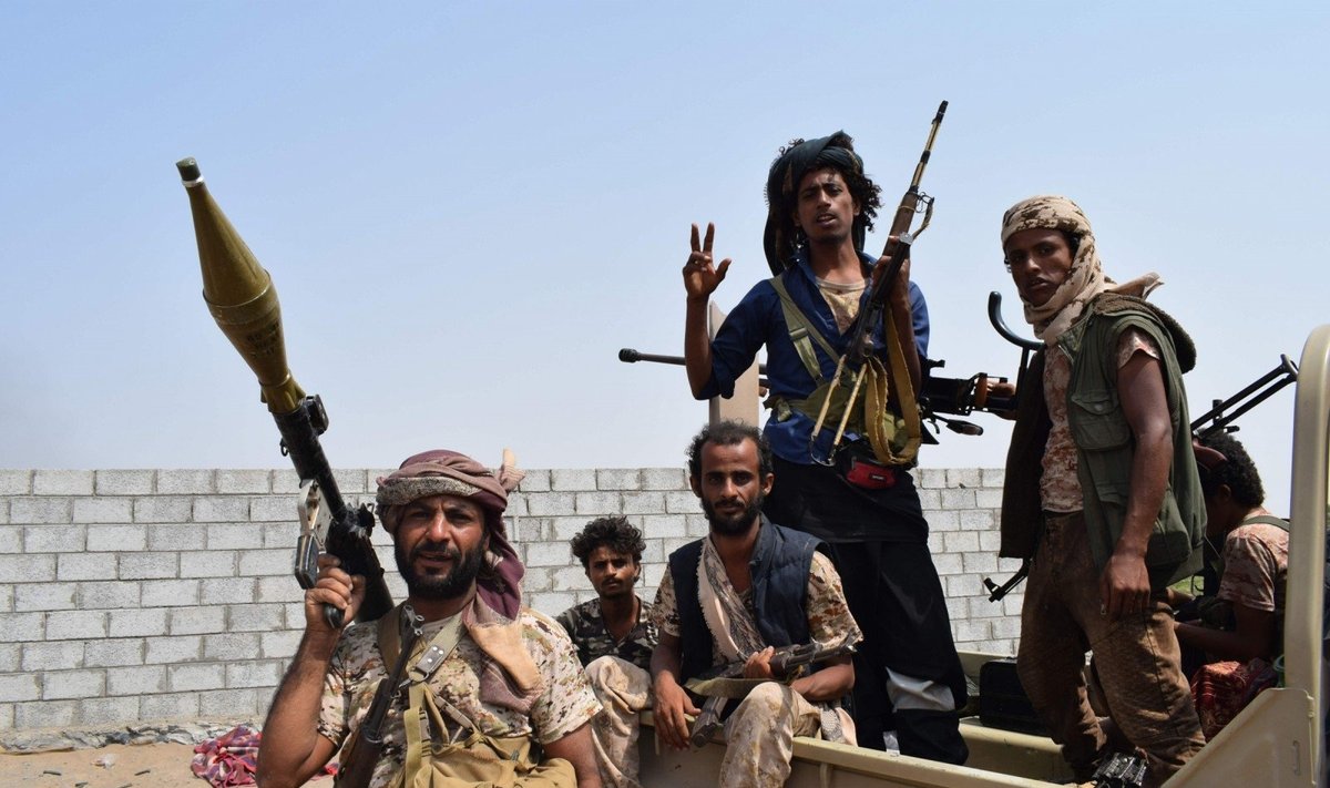 Jemeno vyriausybės pajėgų kovotojai
