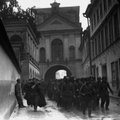 Vilnius virto pragaru: raudonarmiečiai plėšė, kankino sužeistuosius, prievartavo seseles
