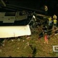 Teksase apvirtus autobusui žuvo 13 žmonių