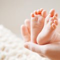 Prieš gimdymą – linksmybės: sunkios būklės naujagimį teko gydyti reanimacijoje