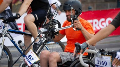 Žmonėms su negalia – lygiavertis dalyvavimas maratone
