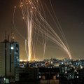 Iš Gazos Ruožo vėl lekia raketos: po Izraelio aviacijos smūgio sugriuvus 12 aukštų pastatui „Hamas“ surengė masinę ataką