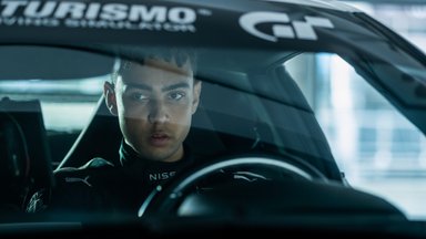 „Gran Turismo“ filmą įkvėpusio lenktynininko tikroji istorija: pasiekti svajonę padėjo tikėjimas, jog pinigai – dar ne viskas