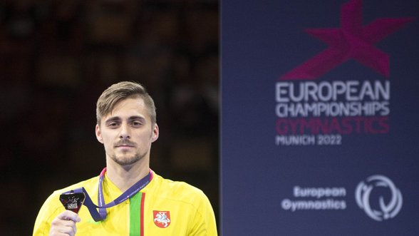 Miunchene vos neliko tuščiomis: Lietuvos gimnastas po pateiktos apeliacijos dramatiškai laimėjo sidabro medalį