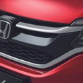 „Honda“ aiškinsis, kodėl oro pagalvėse atsirado įtrūkių