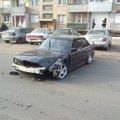 Kaune iš avarijos sprukęs BMW rėžėsi į „Audi A4“
