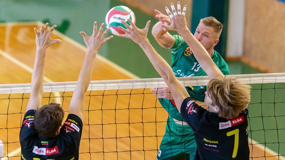 Lietuvos tinklinio čempionate – galingas Mišeikio pasirodymas ir šiauliečių pergalė