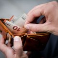Lietuvos bankas: atlyginimai ir toliau sparčiai kyla