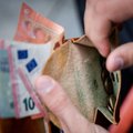 Atlyginimai didėja beveik visoje Lietuvoje: vidutiniškai „į rankas“ gaunama 834 eurus