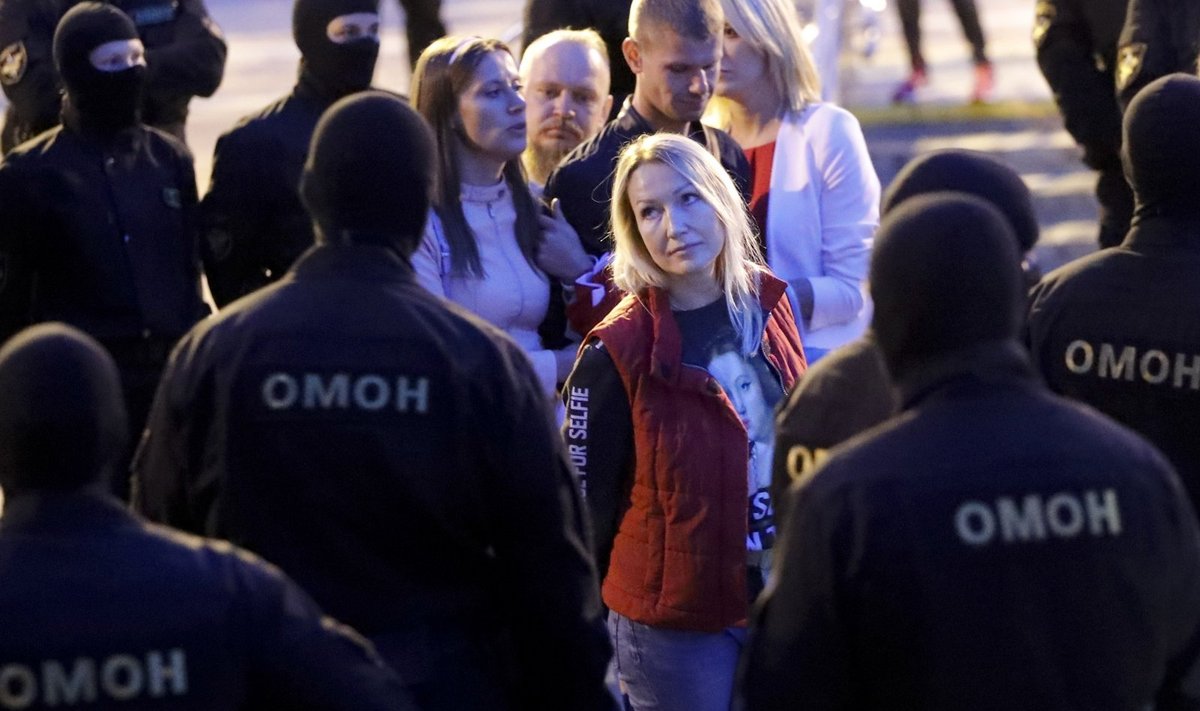 Minske išvaikyti prie Vyriausybės susirinkę protestuotojai