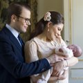 Karališkoji Švedijos šeima paviešino prieš savaitę gimusio princo nuotrauką