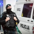 Parduotuvėje Kaune dėl vagystės sulaikytas jaunuolis peiliu puolė policininką