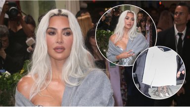 Kim Kardashian Met Gala renginyje ir vėl nustebino įvaizdžiu: kaip įmanoma turėti tokį liemenį?