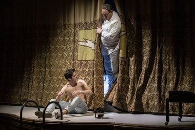 Akimirkos iš Oskaro Koršunovo spektaklio „Žuvėdra“