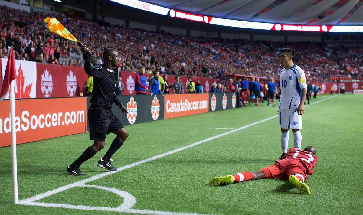 Rungtynių tarp Kanados ir Salvadoro futbolo rinktinių akimirka