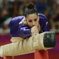 Olimpinės gimnastikos drama: individualios daugiakovės finalas – be pasaulio čempionės