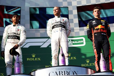 Lewisas Hamiltonas, Valtteri Bottas ir Maxas Verstappenas