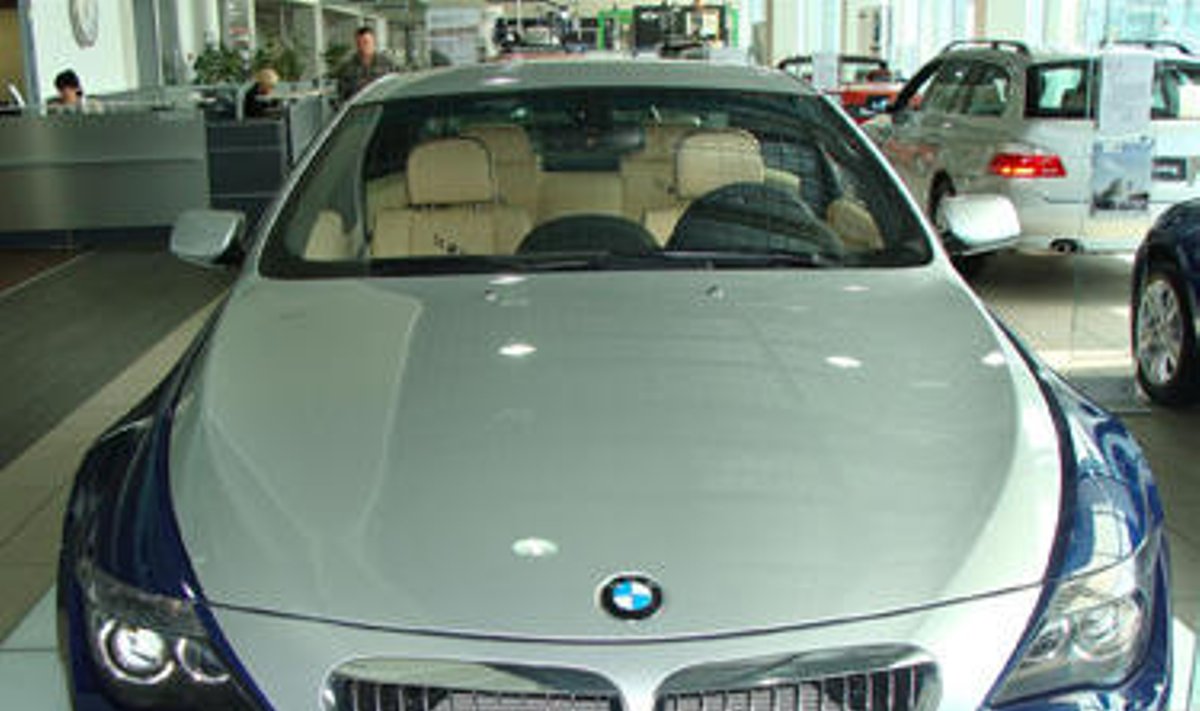 "BMW Alpina B6"