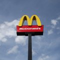Moteris, suvalgiusi burgerį per pasninką, padavė „McDonald`s“ į teismą: reklamai atsispirti buvo neįmanoma