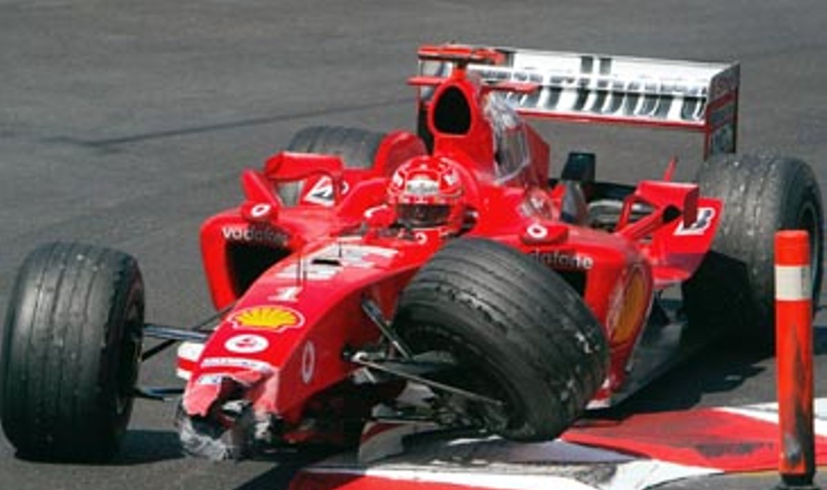 Michaelis Schumacheris papuolė į avariją Monako GP