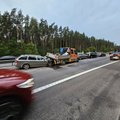 Masinė avarija Vilniuje: susidūrė 5 automobiliai, vienas žmogus nukentėjo