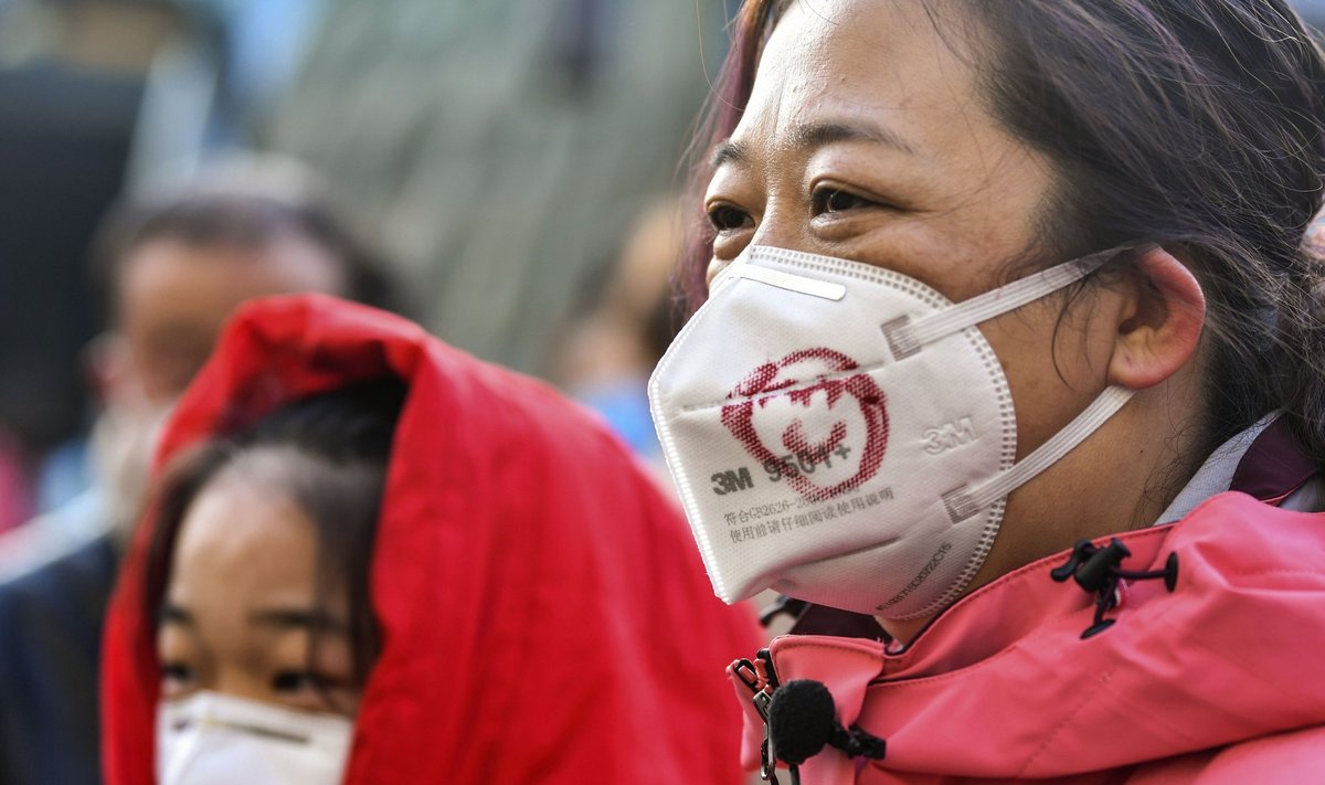Kinija imasi drastiškų priemonių kovai su koronavirusu