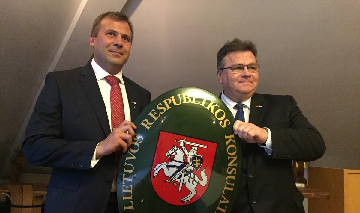 Opening of honorary consulate in Turku, HC Tomis Taipale and ForMin Linkevičius