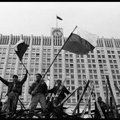 ВЦИОМ: большинство россиян считают путч 1991 года трагедией, а не победой демократии