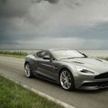 „Aston Martin“ naudos „Mercedes“ variklius