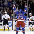 „Rangers“ sutriuškino NHL lyderius ir patys jais tapo