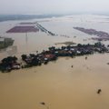 Vakarų Javoje dėl potvynių evakuojama tūkstančiai žmonių