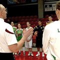 „Sport1“: jauniesiems krepšininkams – R.Kurtinaičio ir J.Štreimikytės treniruotė