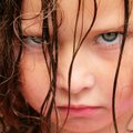 Vaiko pyktis: 12 patarimų tėvams, kaip mokyti valdyti emocijas