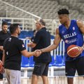 Graikų „antžmogis“ iškeistų NBA prizą į pasaulio čempionų taurę
