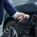 В Каунасе водителям электромобилей придется платить за зарядку батареи